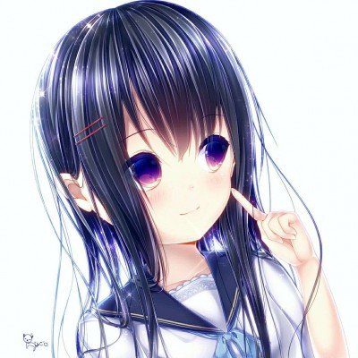 男子买东西故意贴女店主还不承认